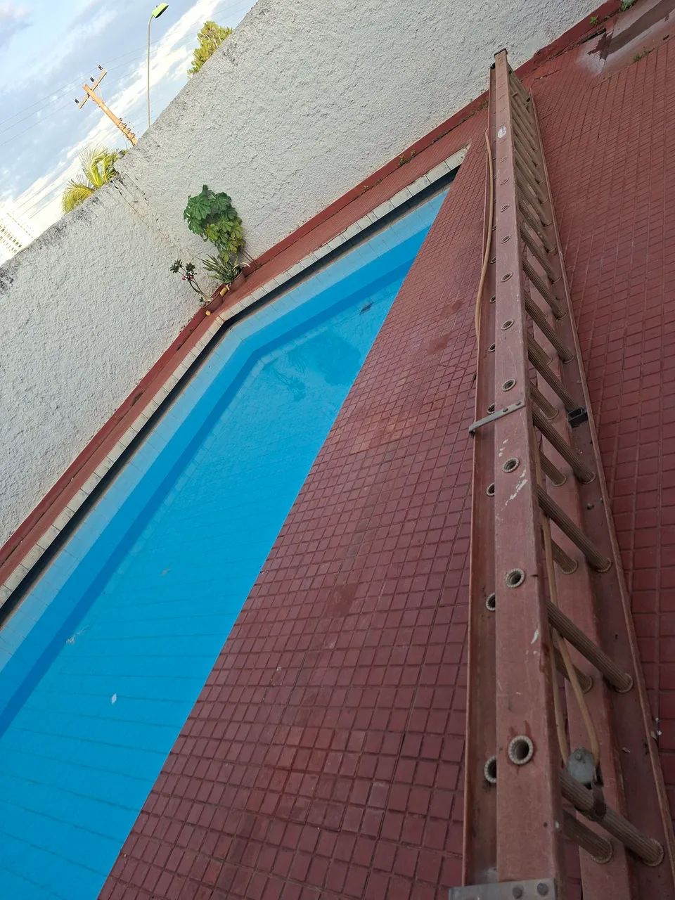 Escada em fibra de Vidro ,5metros .