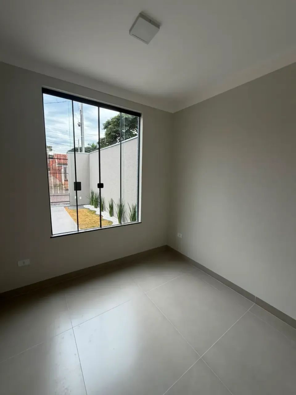 Linda Casa no Jardim Requiao em Maringá PR - Foto 5