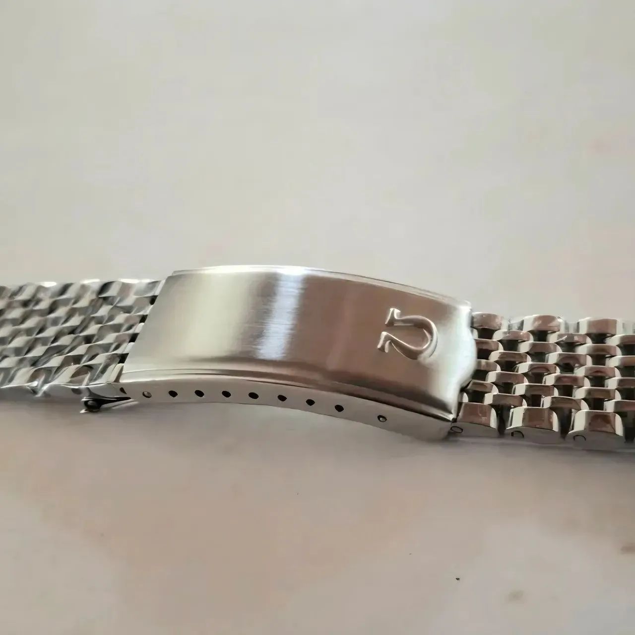 Pulseira Omega Aço 18mm padrão grão de arroz rice 