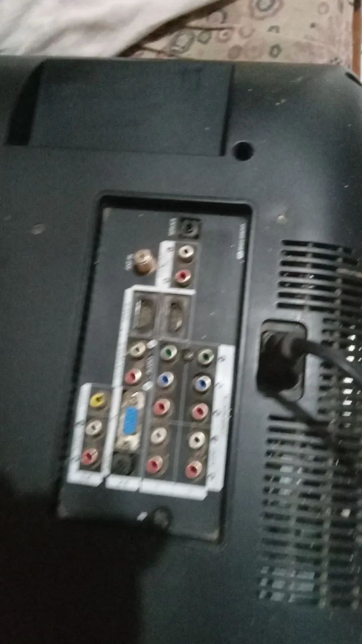 Tv Samsung 42 com defeito para concerto - Foto 3
