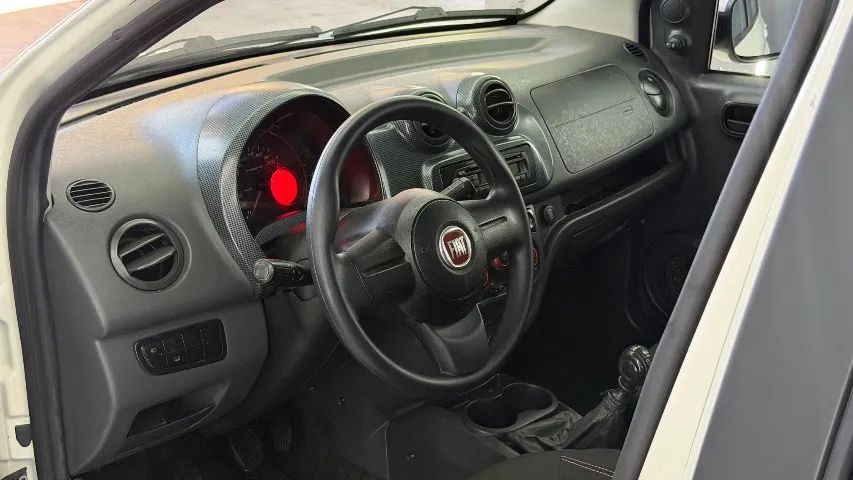 Fiat Uno Sporting 1.4 EVO Fire Flex 8V 4P 2013 - Foto 5