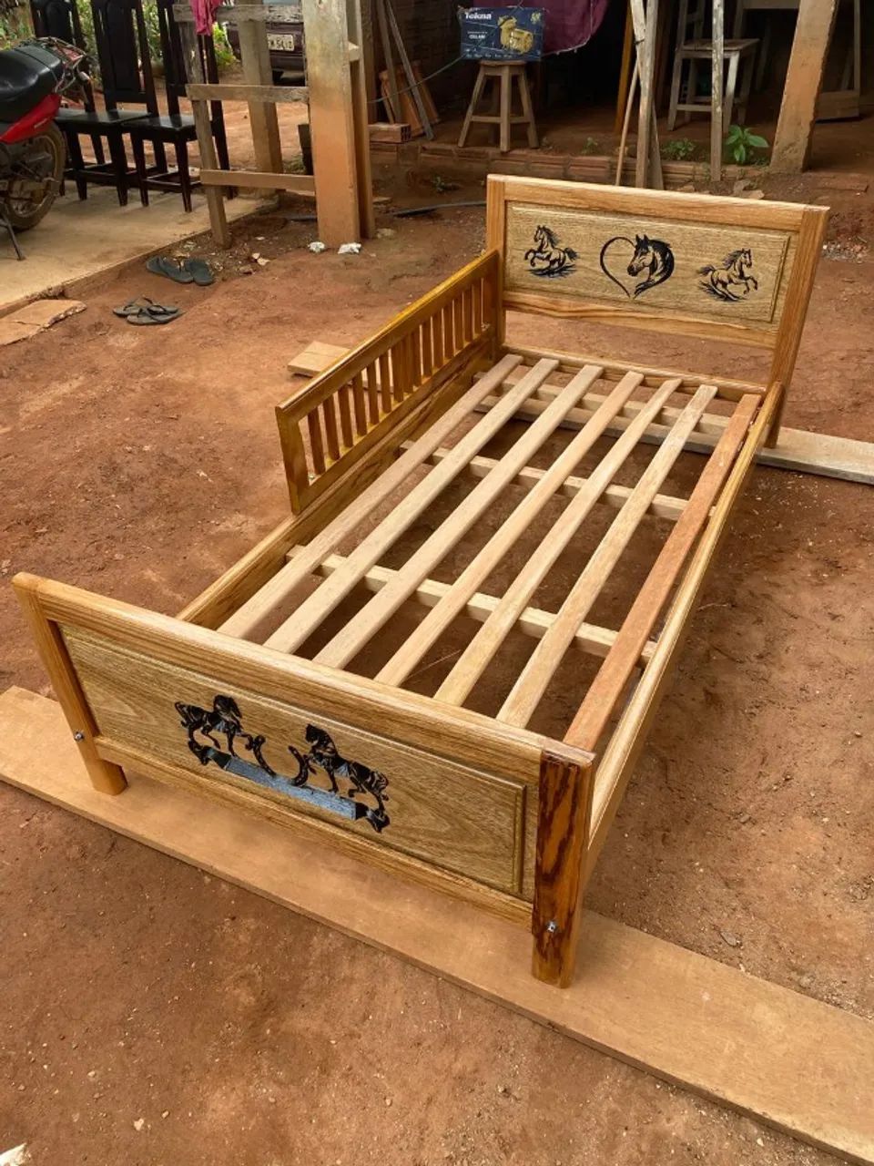 Dormir com Estilo e Qualidade! Cama de Solteiro Artesanal - Foto 4