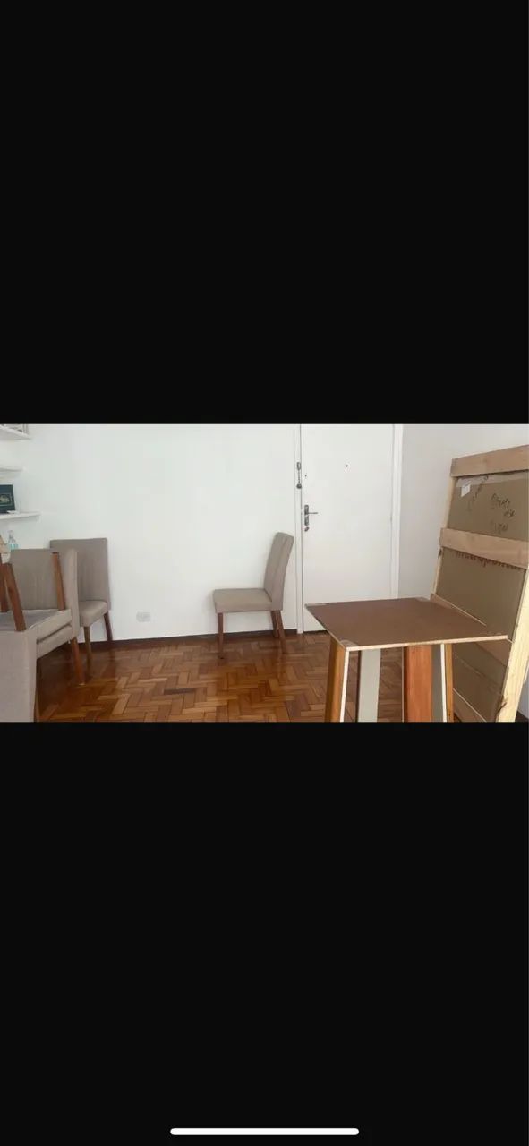 Mesa de vidro com 4 cadeiras - Foto 5