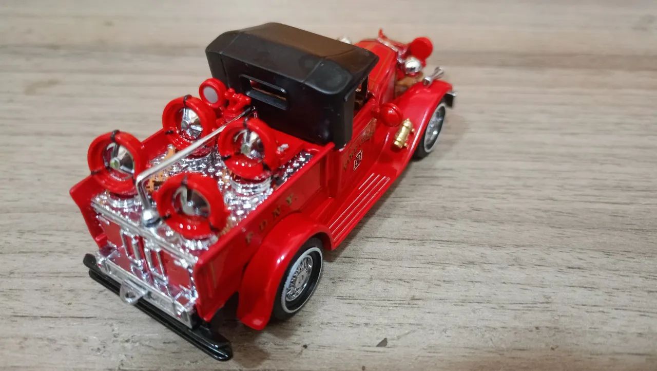 Miniatura Matchbox yesteryear Ford Model A bombeiro