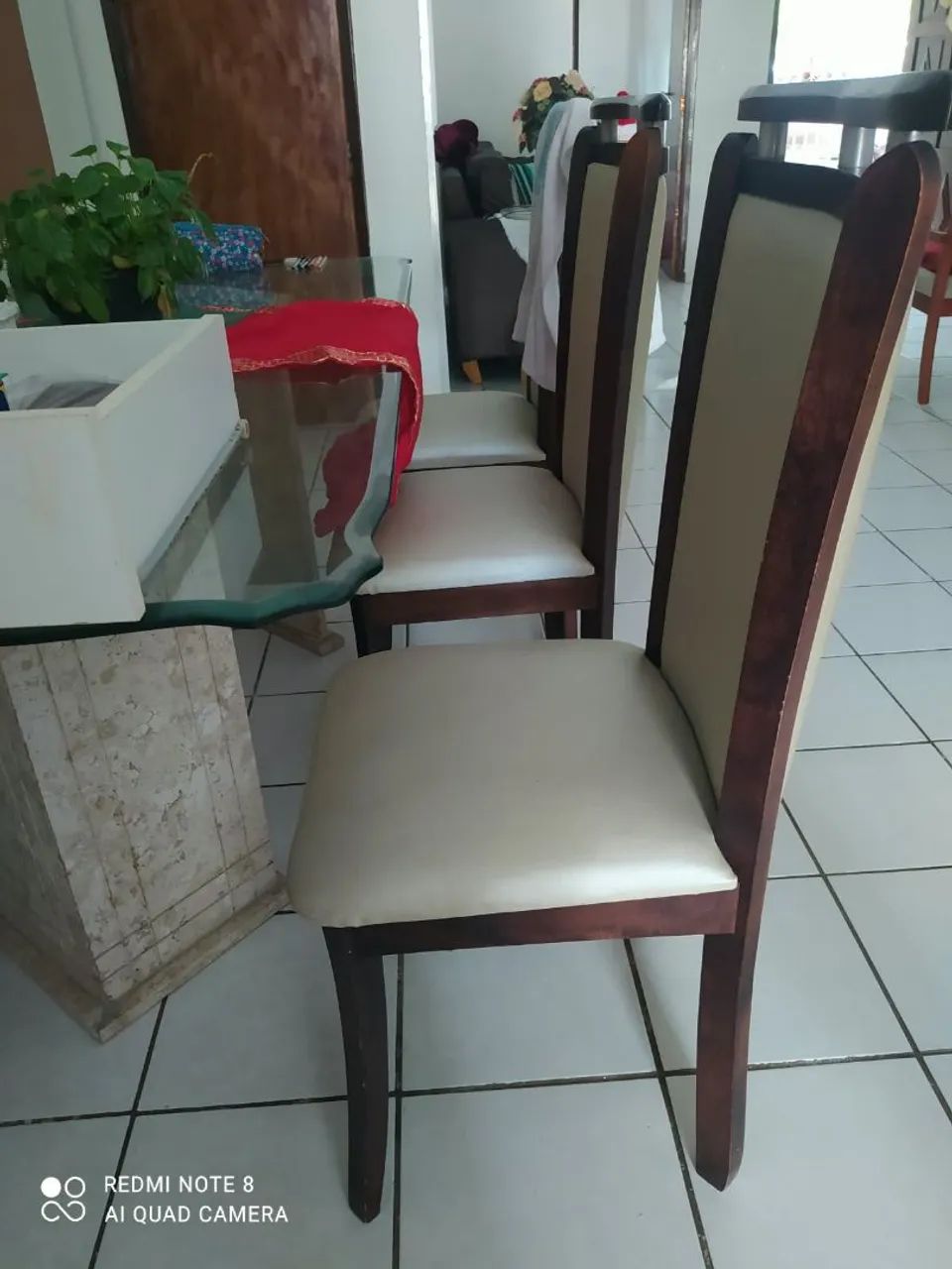 Mesa, cadeiras, aparador. - Foto 4