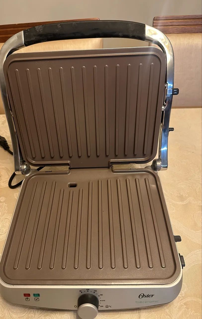 Grill Oster Bioceramic 2 em 1. 