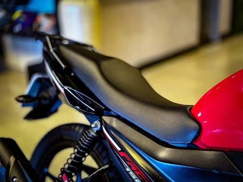 YAMAHA YBR150 FACTOR ED 2018 - Foto 3