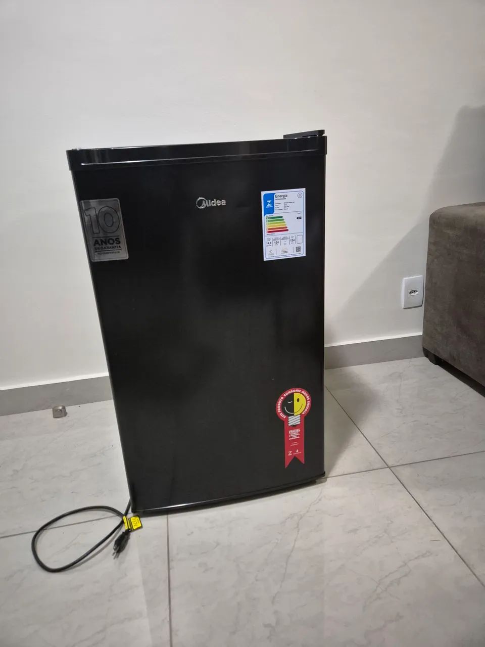 Frigobar midea 124 litros