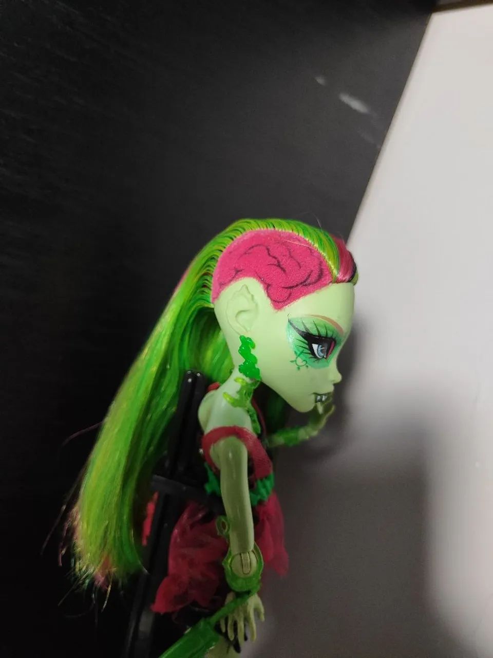 Boneca Monster High Venus McFlytrap Zombie Shake G1 - Foto 4