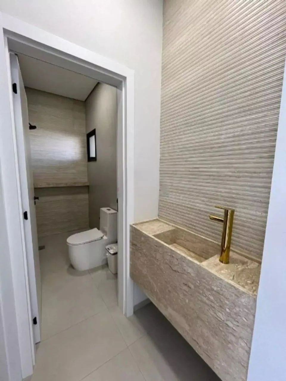 SOBRADO 4 SUÍTES CONDOMINIO JARDIM DOS LIRIOS - Foto 4