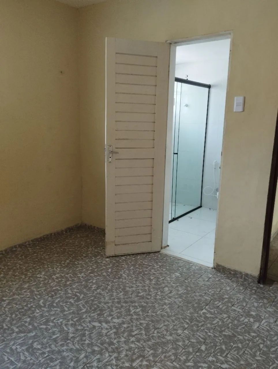 Alugo casa ampla - Foto 4