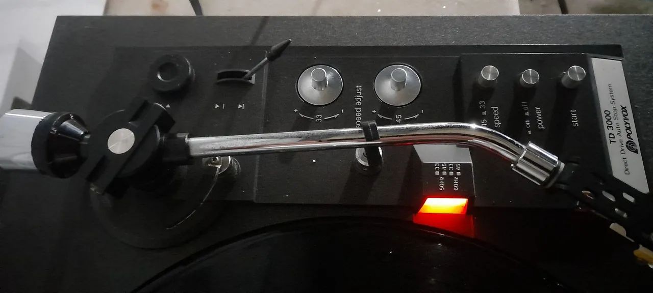 Toca discos POLYVOX TD-3000 - Foto 2