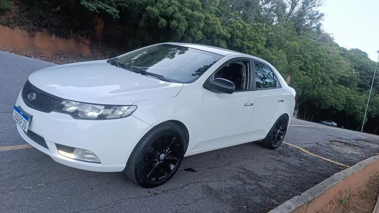 KIA Cerato 1.6 16V AUT. 2013