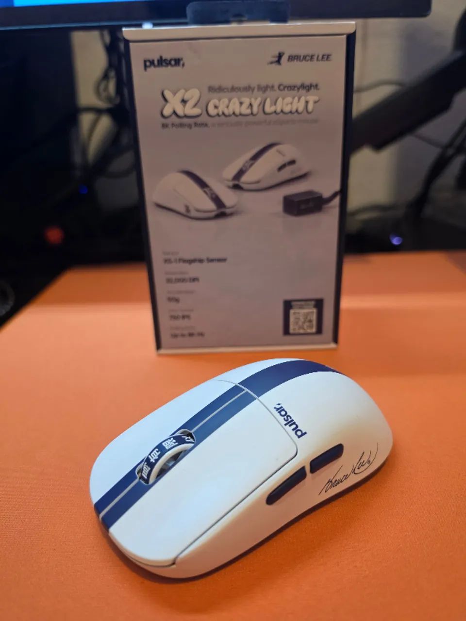 Mouse Gamer Pulsar X2 Crazylight Medium - Bruce Lee Edition - Foto 3