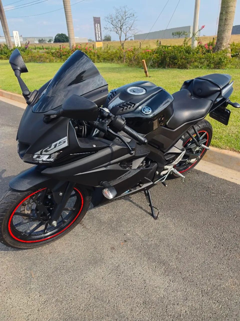 Yamaha YZF R15 - Foto 2