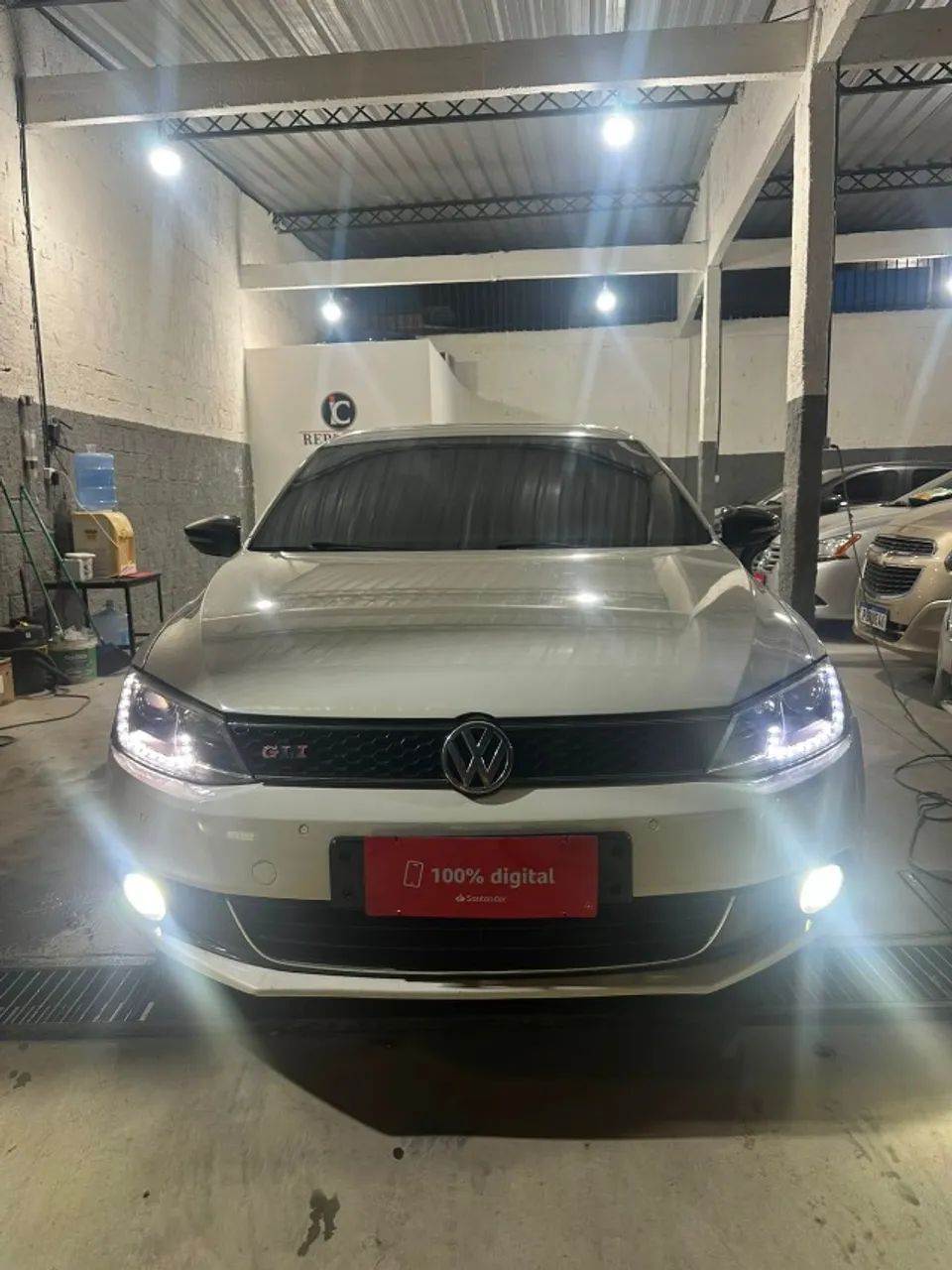 Volkswagen Jetta JETTA Highline 2.0 TSI 16V 4p Tiptronic 2013