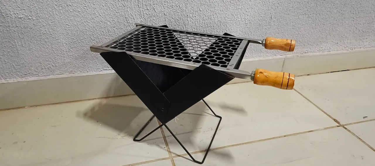 Churrasqueira Maleta Grelha de Inox - Foto 4