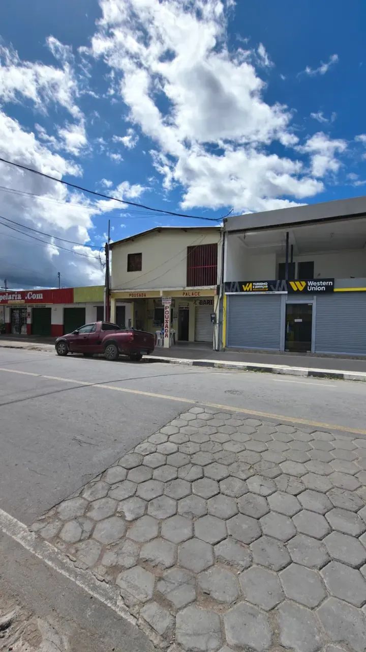 Hotel para venda possui 340 metros quadrados com 14 quartos em Vila Nova - Pacaraima - RR - Foto 2