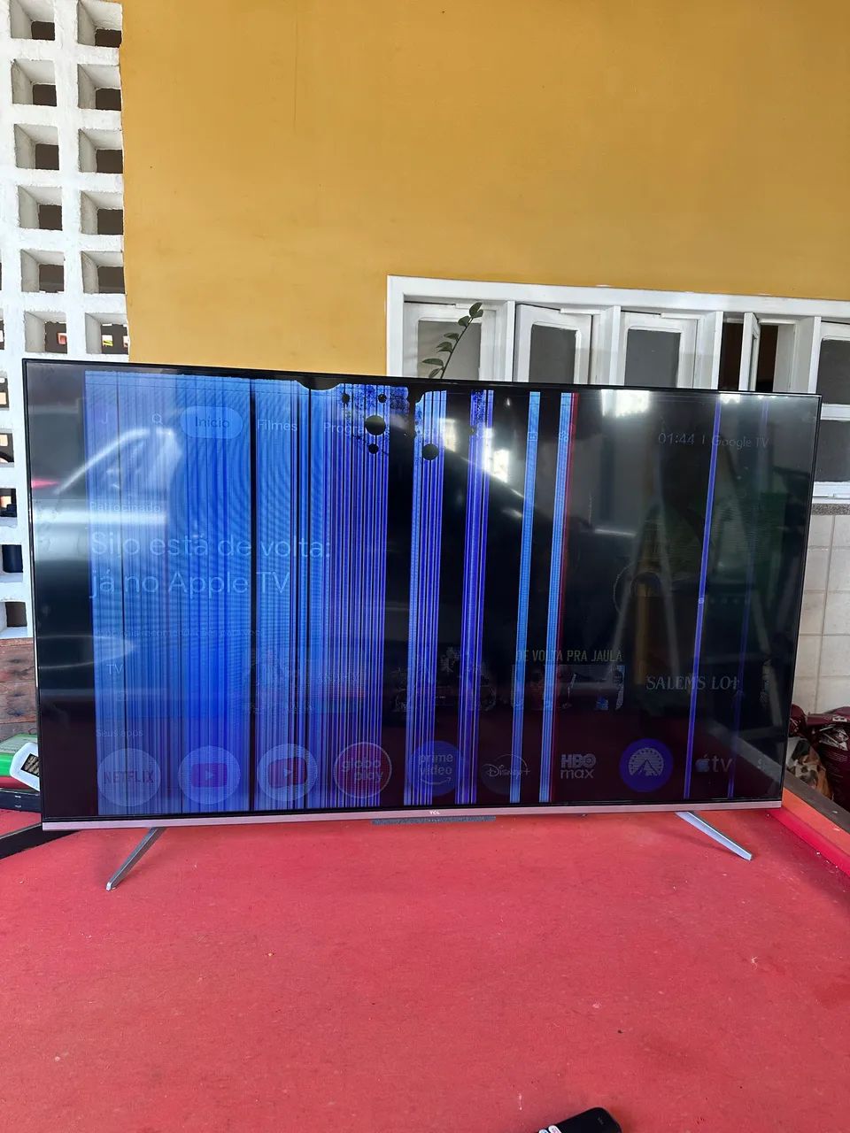 Tv TCL 55 polegadas tela danificada 