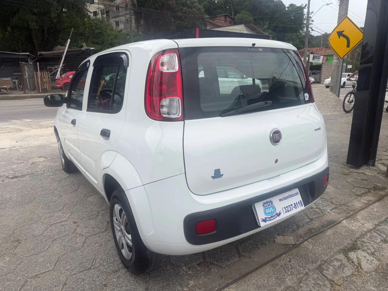 Fiat Uno Vivace College 1.0 EVO Fireflex 5P 2014 - Foto 4
