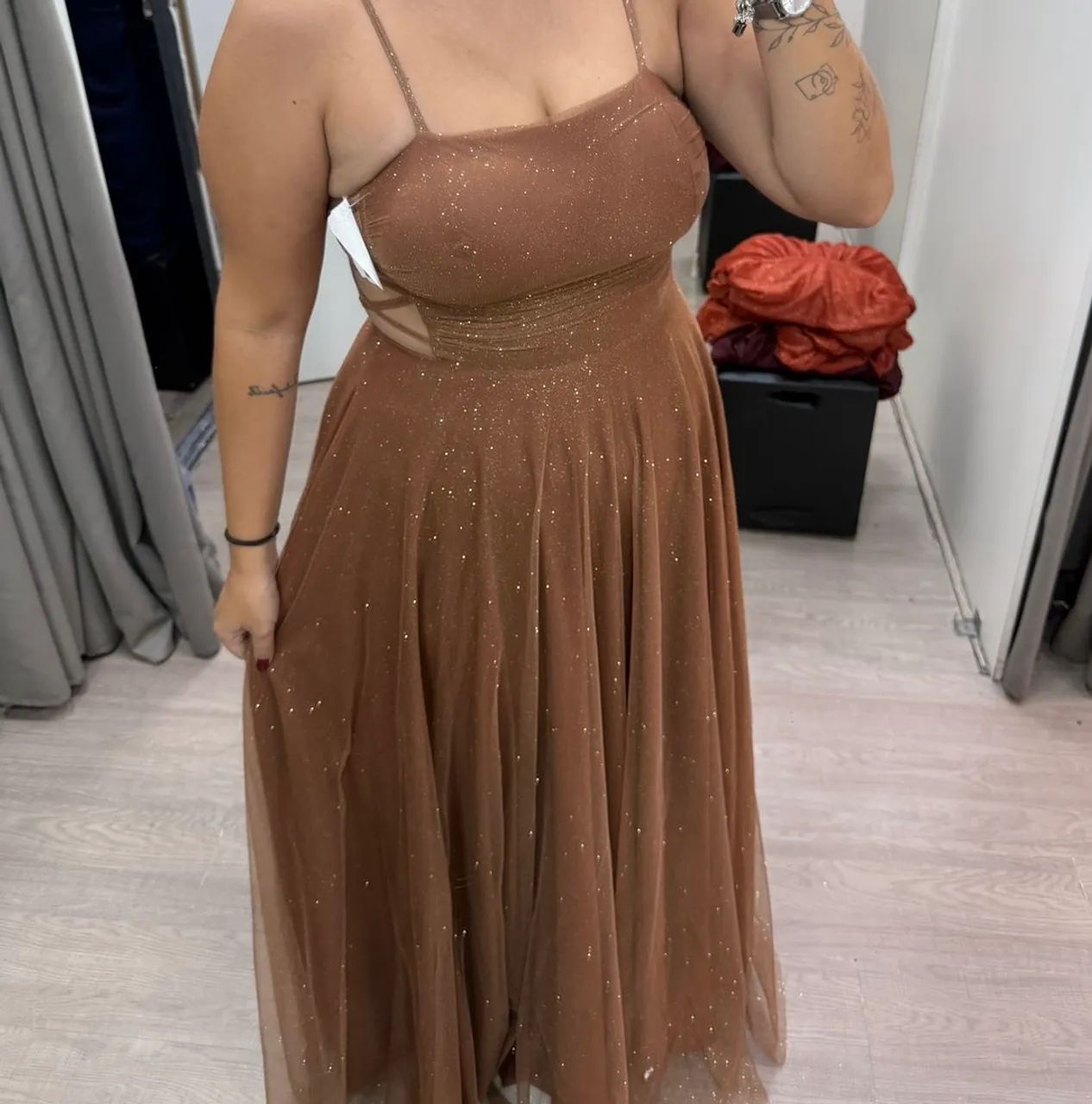 Vestido de festa marrom (G) - Foto 2