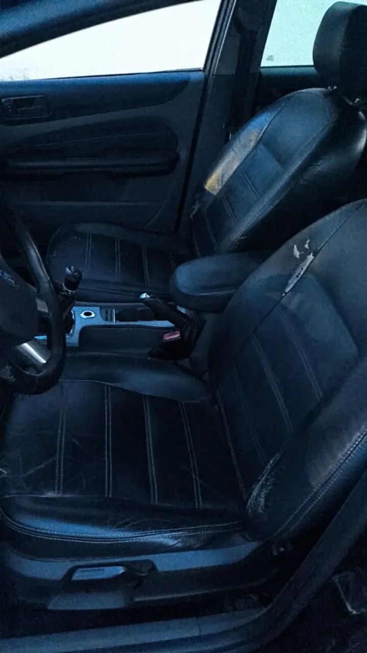 Ford Focus Focus 1.6 S/SE/SE Plus Flex 8V/16V  5p 2011