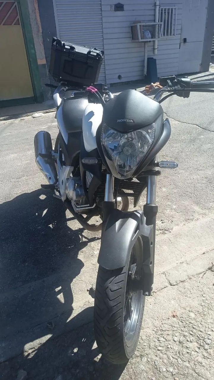 Cb 300 2011