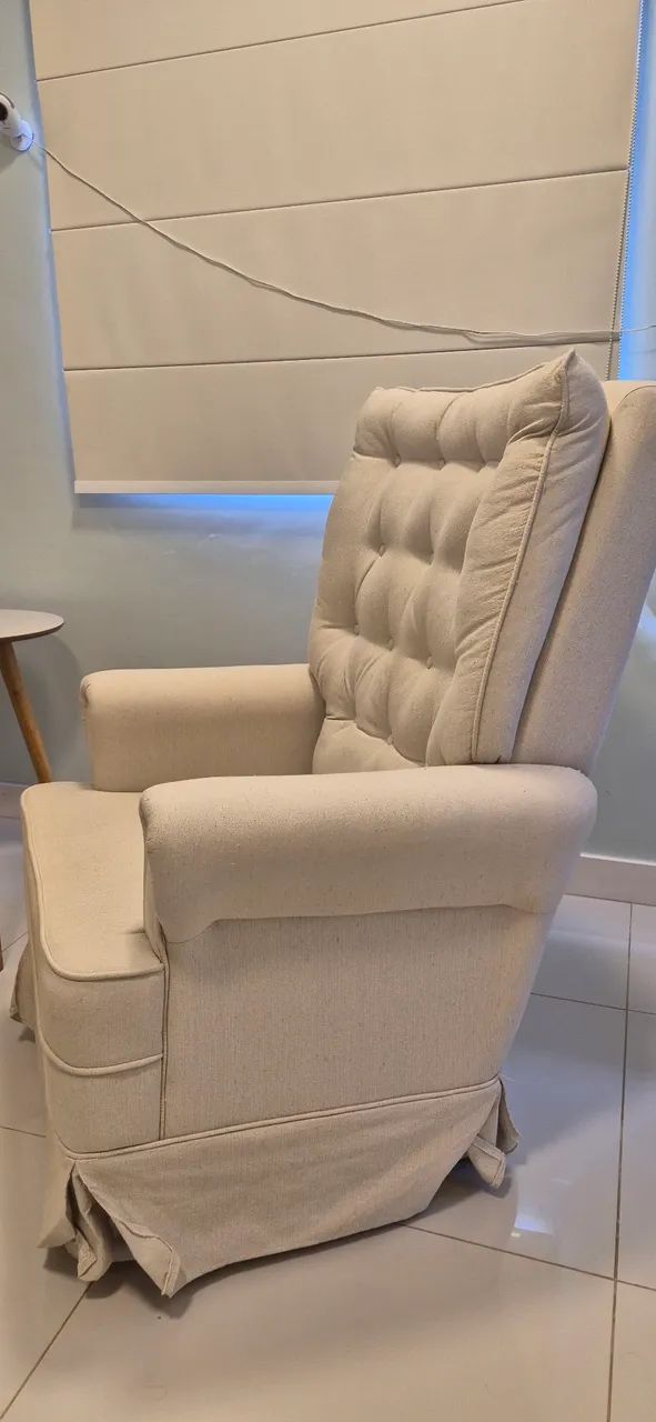 Poltrona de Amamentação Bliss Baby com Balanço + Pufe | Excelente Estado - Foto 2
