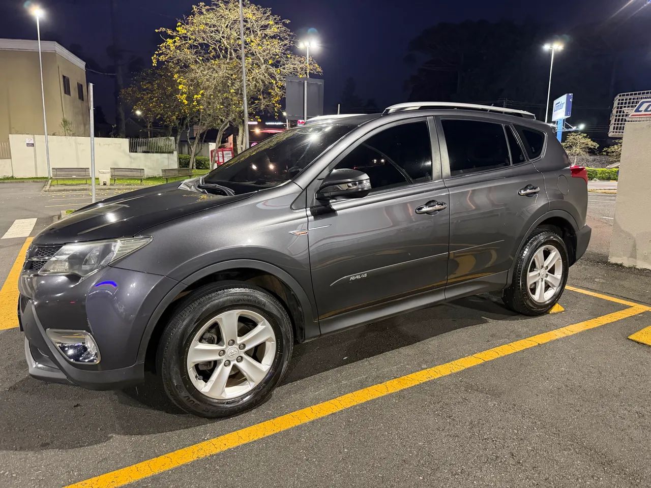 Toyota Rav4 2.0 4X4 16V AUT. 2014