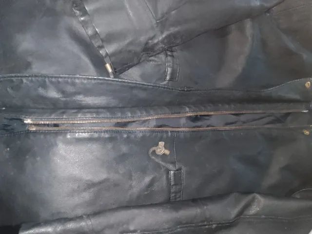 Jaqueta de Couro com Capuz - Foto 5
