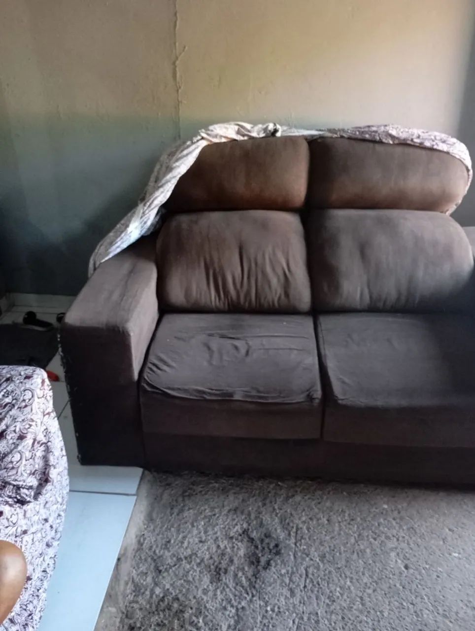 Vendo sofá usado aceito proposta 65566225993474123