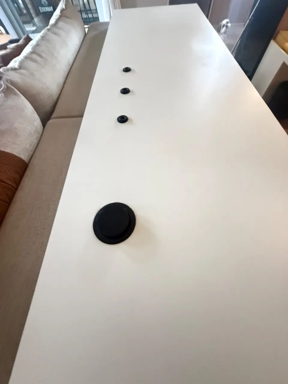 Mesa escritório em madeira  com gaveteiros e cadeira  - Foto 4