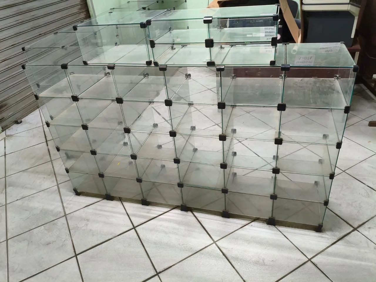 Balcões de vidro  - Foto 4