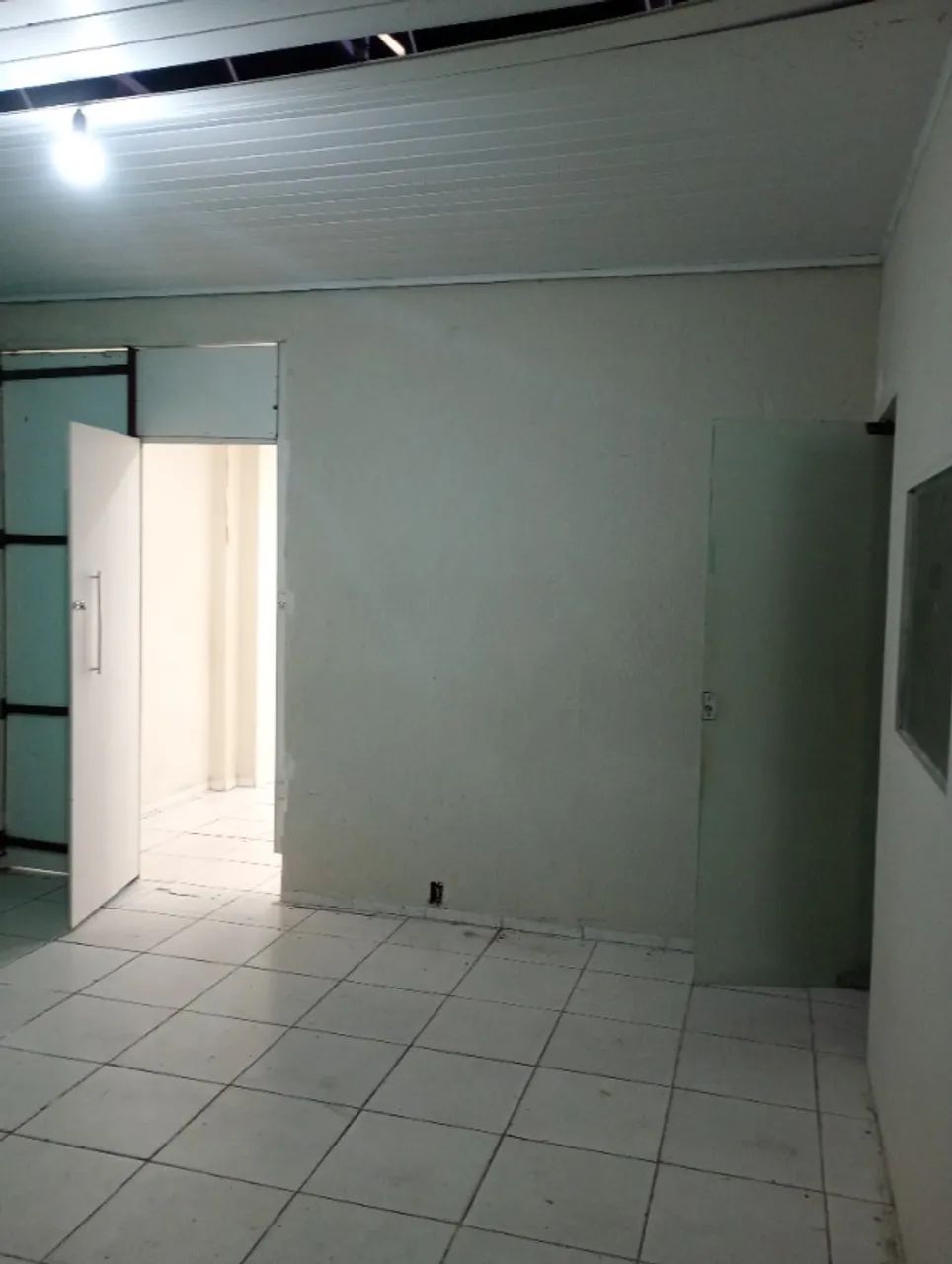 LOCAÇÃO DE PONTO COMERCIAL LOCALIZADO NO BAIRRO DO POÇO - Foto 2