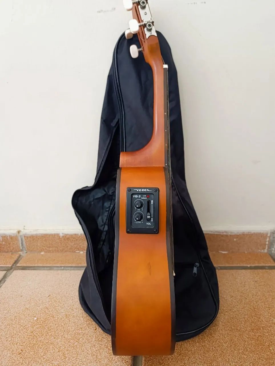 Cavaquinho Elétrico marca VOGGA  - Foto 2