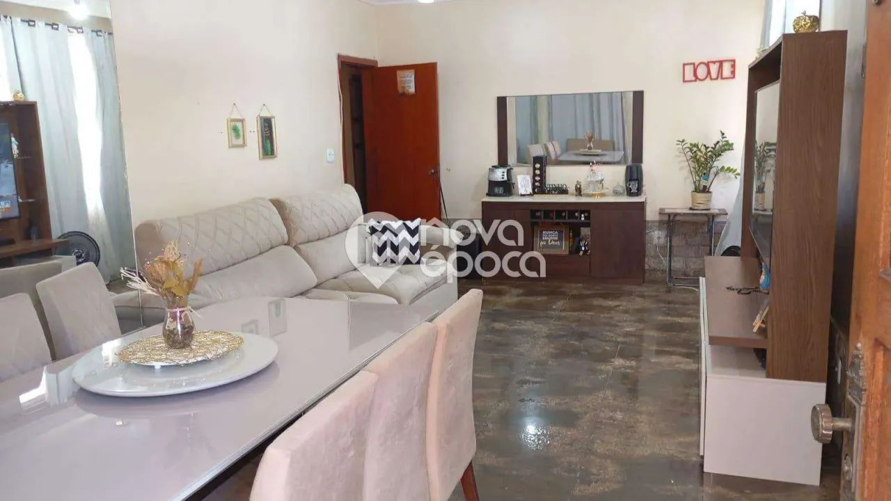 Irajá | Casa 5 quartos, sendo 2 suites