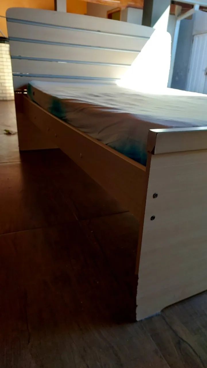 Cama com colchão usados - Foto 5