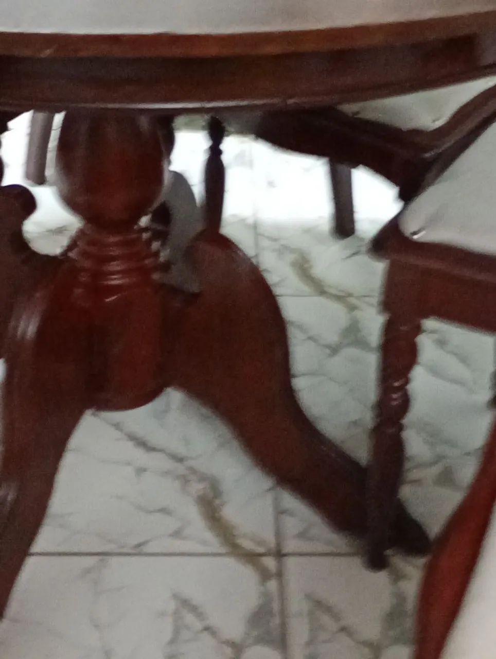Mesa rústica  com 6 cadeiras - Foto 4