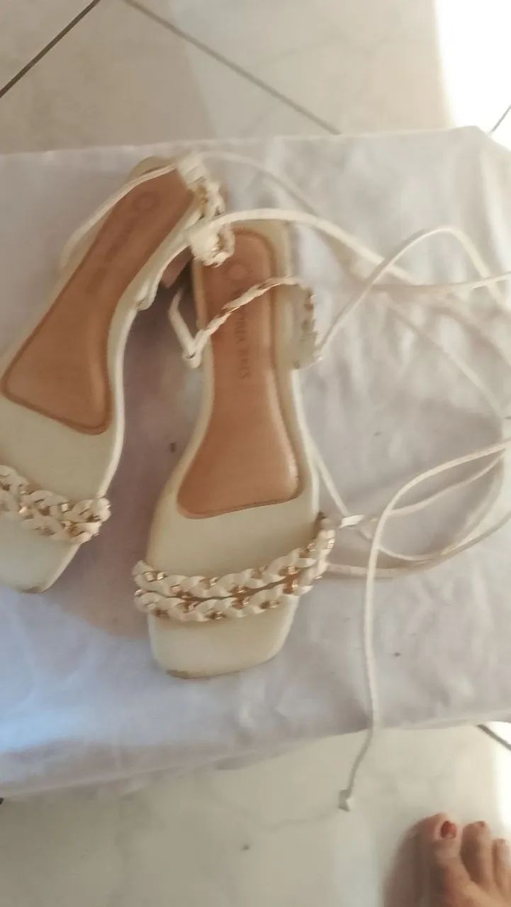Roupas femininas para brechor incluindo sapatos,bolsas.vestidos festas Dia a dia 