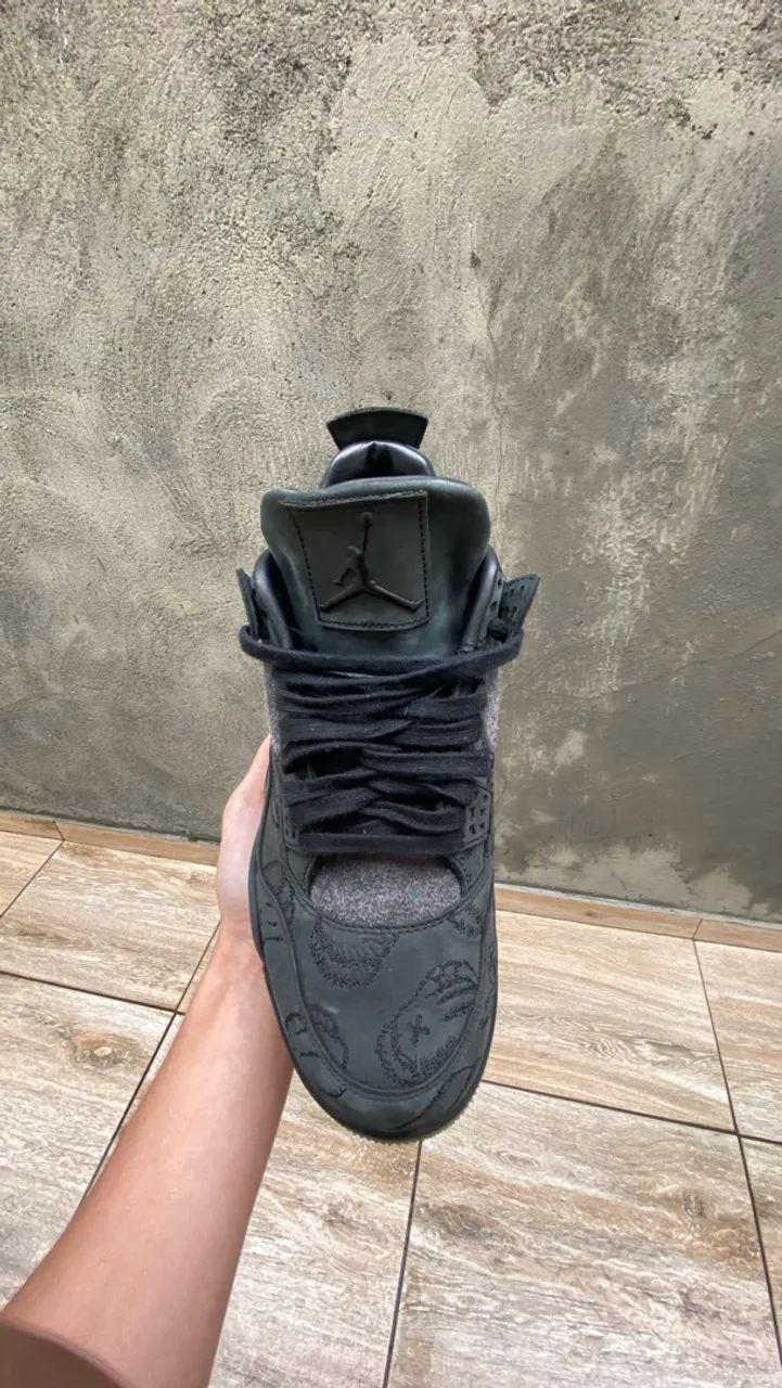 Air Jordan 4 KAWS - Foto 4
