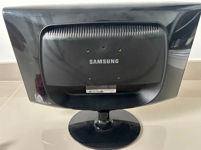 Monitor Samsung SyncMaster 19" - Funcionando Perfeitamente - Foto 3