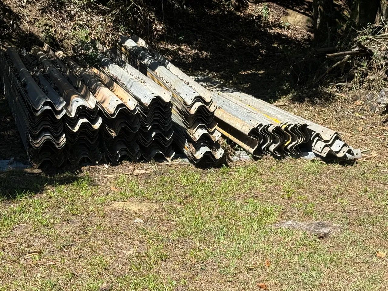 GUARD RAIL 