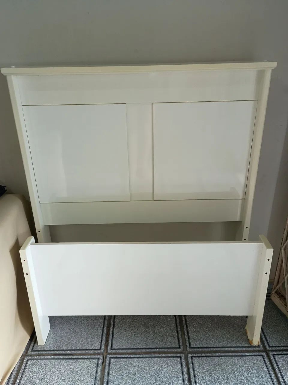 Cama solteiro 
