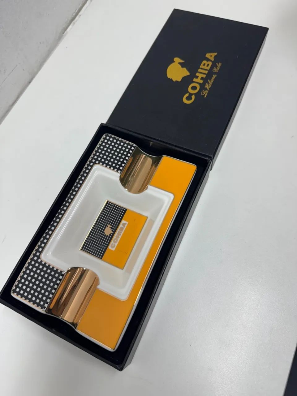 Cinzeiro Premium 