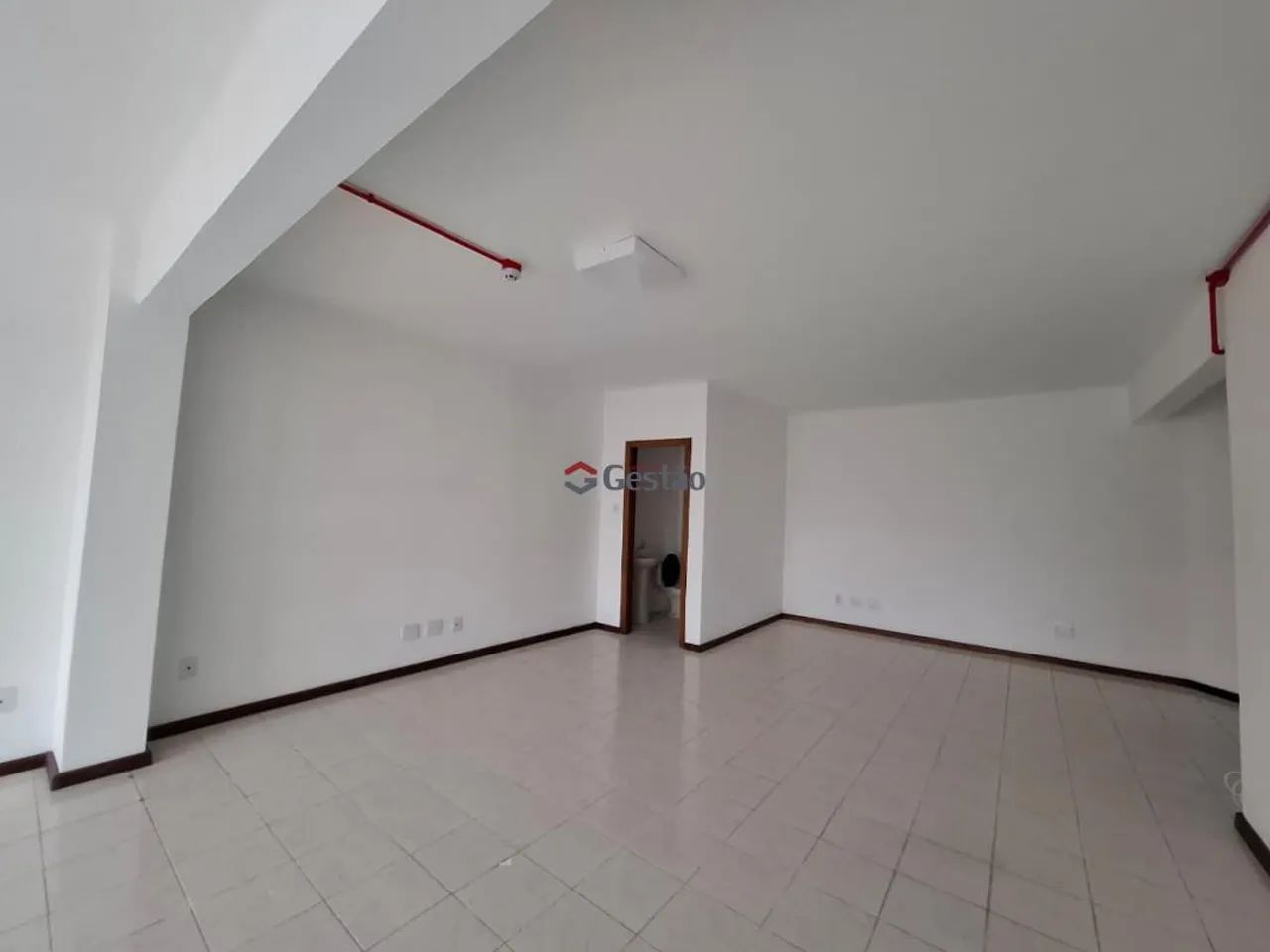 Sala comercial no Centro de Canoas REF: C2109