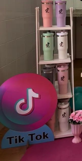 Decoração aniversário tema Tik Tok  - Foto 2