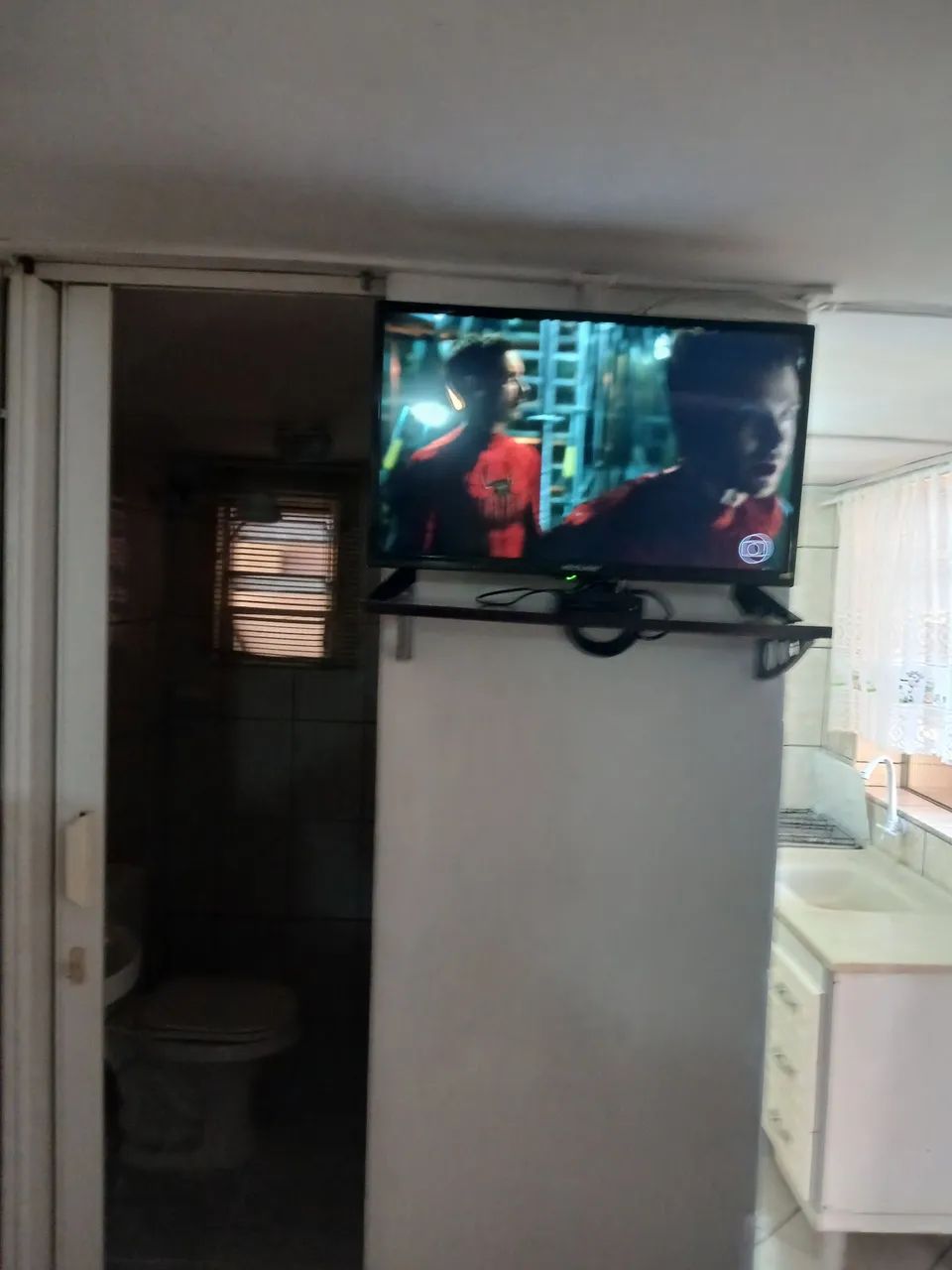 Kitinet mobiliada centro de Embu das artes local de bom padrão  - Foto 3