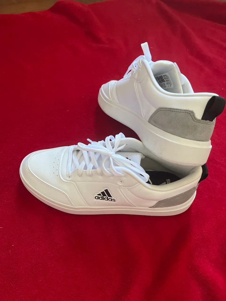 Adidas semi novo