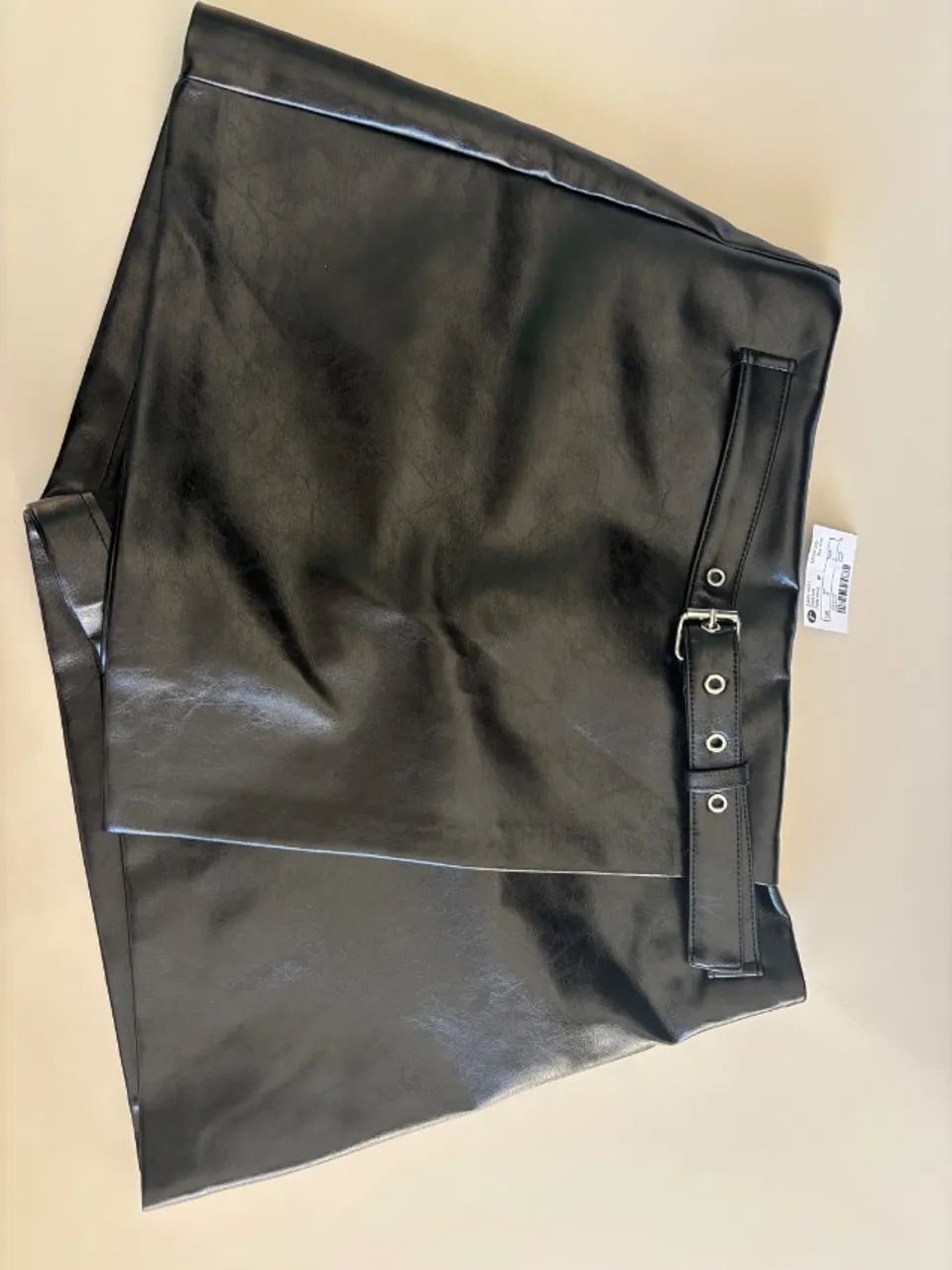 Vendo short saia 