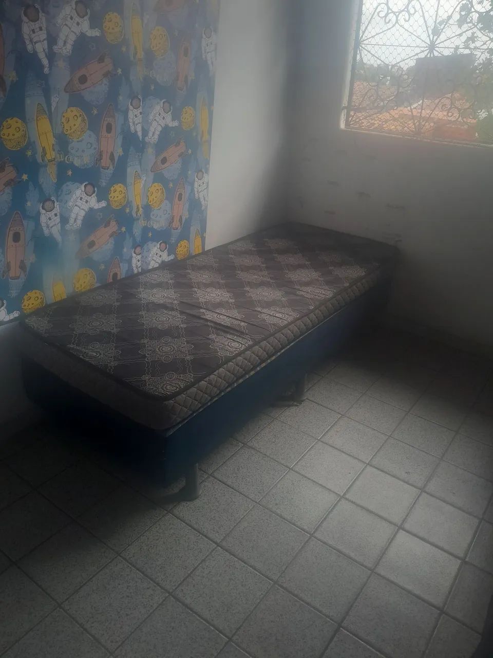 Cama solteiro